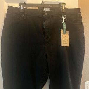 Size 20 black jeans/ size 18w (fit)